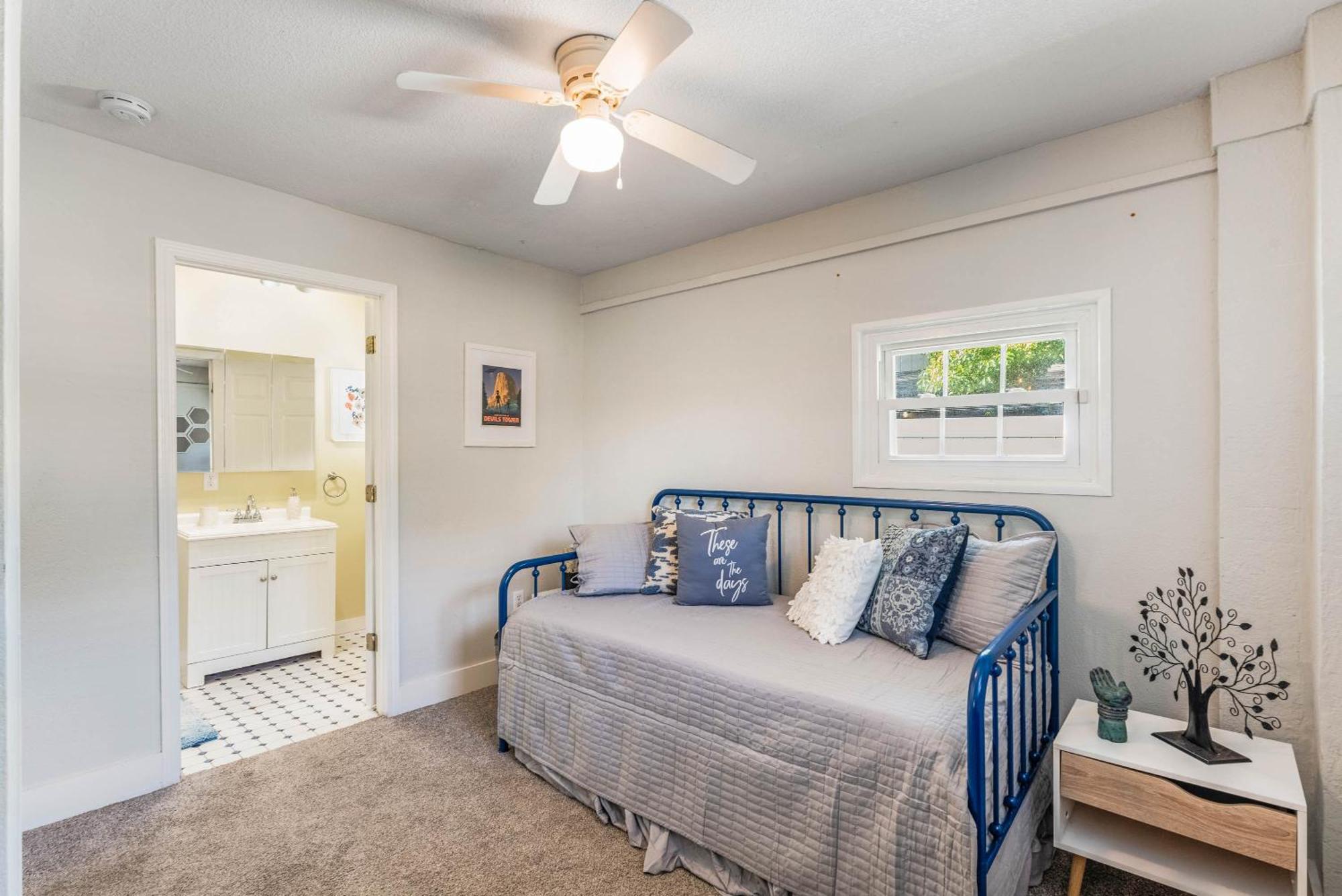 Sanford'S Haven, 3 Bedroom, Sleeps 7 Екстериор снимка
